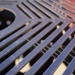 Feuerplatte Grillplatte Mit Integriertem Rost 6-eckig Ø 80 Cm Design 4 -Kamiladen Verkäufe 40005314 feuerplatte 6eckig d80 01