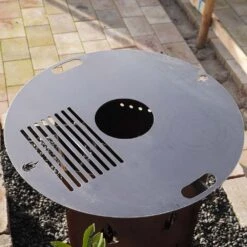 Feuerplatte Grillplatte Mit Integriertem Rost Ø 80 Cm Design 3 11 Feuerplatte Grillplatte Mit Integriertem Rost Ø 80 Cm Design 3 -Kamiladen Verkäufe 40005320 feuerplatte rund mit grillrost d80 01
