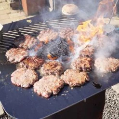 Feuerplatte Grillplatte Mit Integriertem Rost Quadratisch 78 X 78 Cm Design 2 -Kamiladen Verkäufe 40005330 feuerplatte quadratisch mit grillrost d80 03