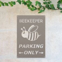 Edelstahl Schild Beekeeper Parking Only Mit Aufhänger -Kamiladen Verkäufe 40005707 edelstahlschild 20x30cm beekeeper 02