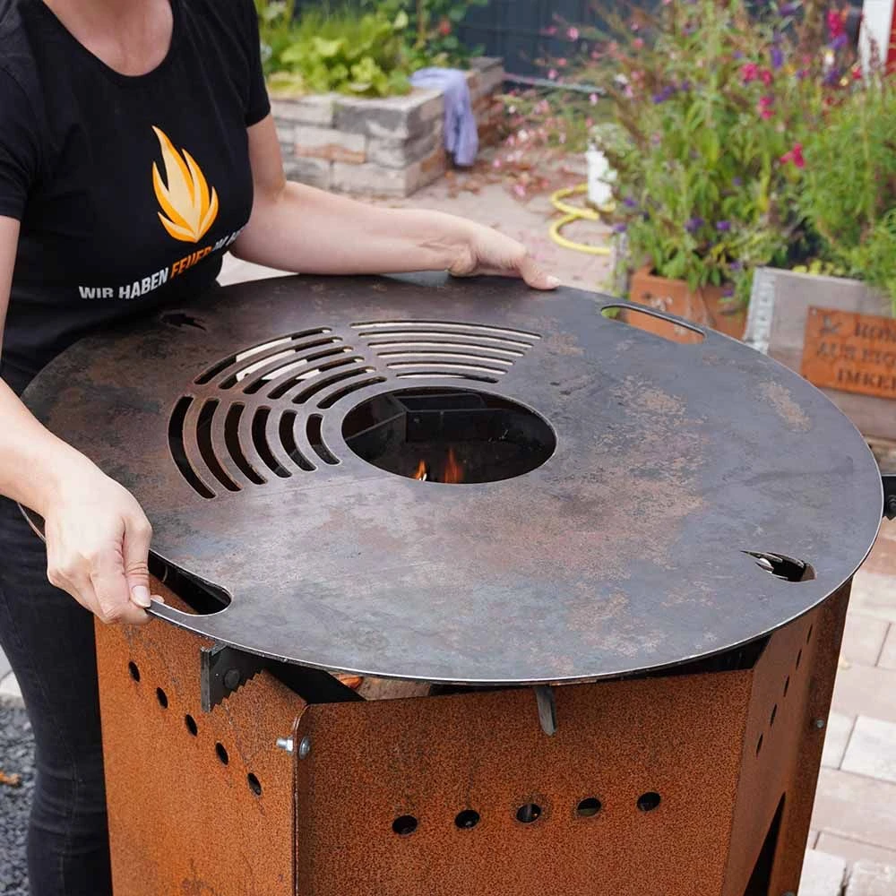 Feuerplatte Grillplatte Mit Integriertem Rost Ø 80 Cm Design 1 – Bild 10