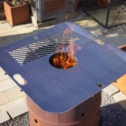 Feuerplatte Grillplatte Mit Integriertem Rost Quadratisch 57 X 57 Cm Design 2 -Kamiladen Verkäufe feuerplatte grillplatte quadratisch mit integriertem rost 57 x 57 cm design 2 4