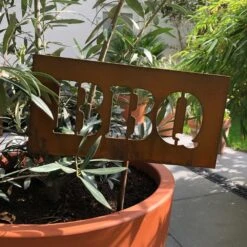 Edelrost Gartenschild BBQ 30cm Mit Stecker -Kamiladen Verkäufe gartenfigur edelrost schamotte shop 11