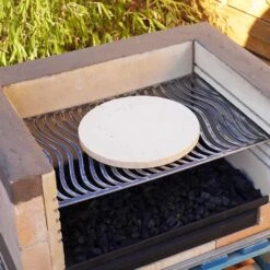 Pizzastein Grill Rund Ø 34 X 3 Cm Schamotte -Kamiladen Verkäufe pizzastein rund 34 x 3 cm f r den grill lebensmittelecht pur schamotte schamotte shop 4