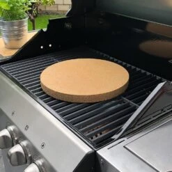 Pizzastein Grill Rund Ø 34 X 3 Cm Schamotte -Kamiladen Verkäufe pizzastein rund 34 x 3 cm f r den grill lebensmittelecht pur schamotte schamotte shop 5